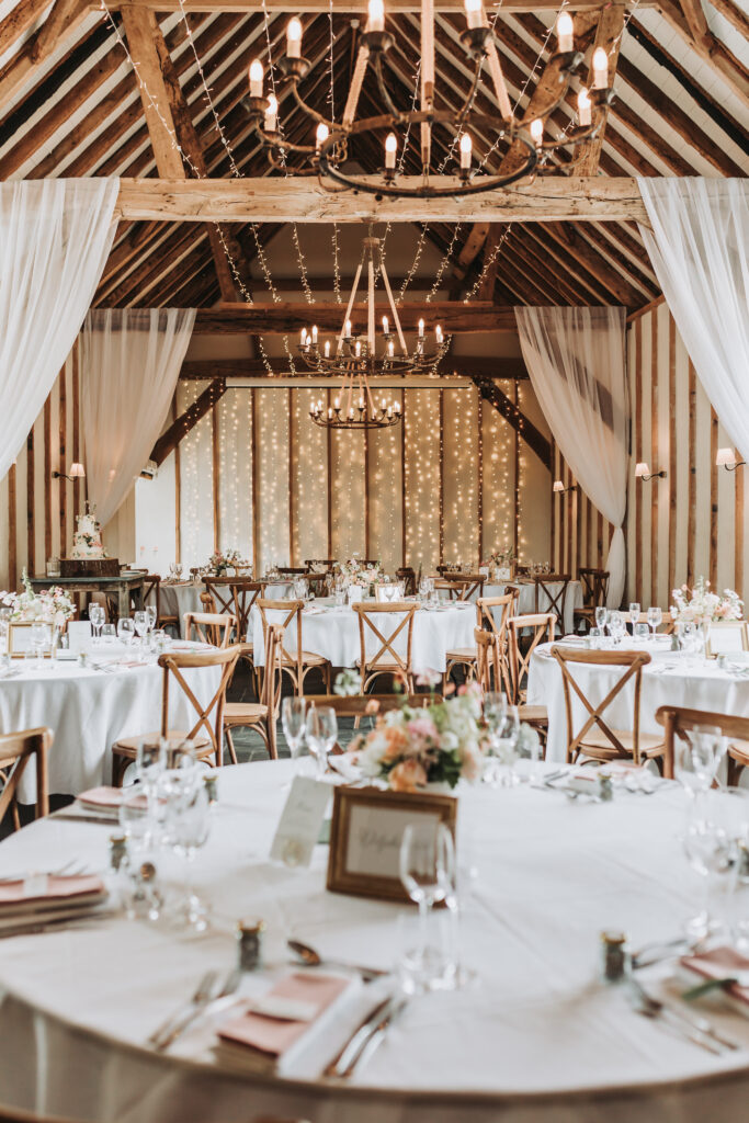 kimbridge barn by hampshire wedding photographer