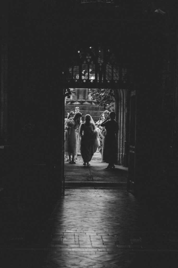 bride arriving at st mary redcliffe church