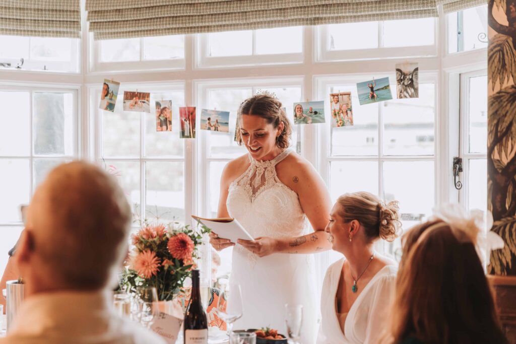 bride reading speech at rising sun wedding